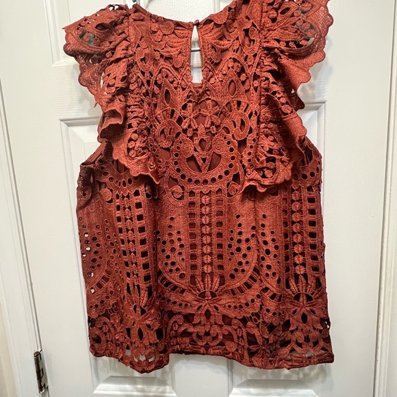 Express Lace blouse short sleeve size large - Picture 3 of 6